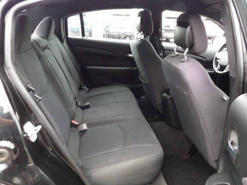 2013 Chrysler 200 Touring