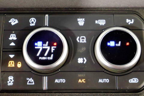 2023 Land Rover Defender 90 S