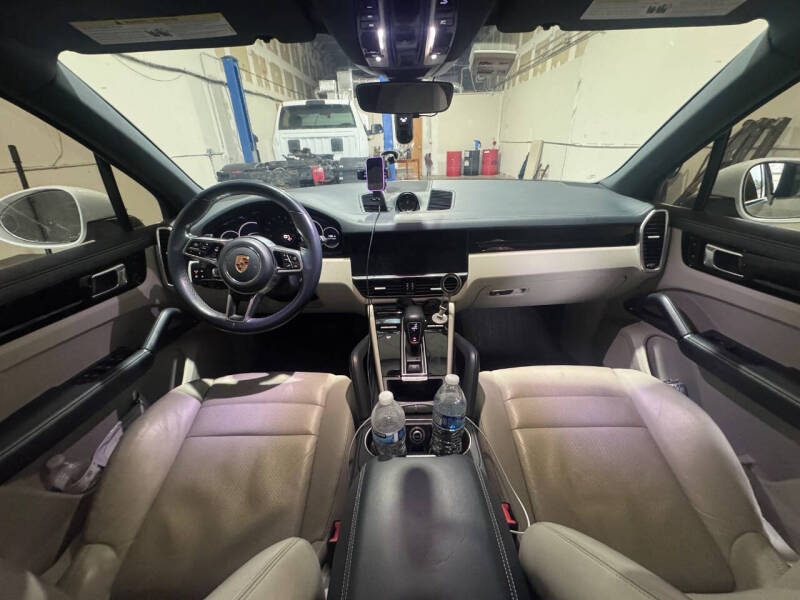2020 Porsche Cayenne