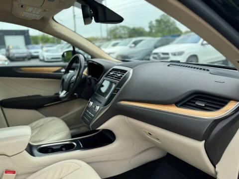 2016 Lincoln MKC Select