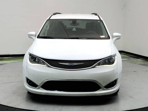 2020 Chrysler Pacifica Touring L Plus