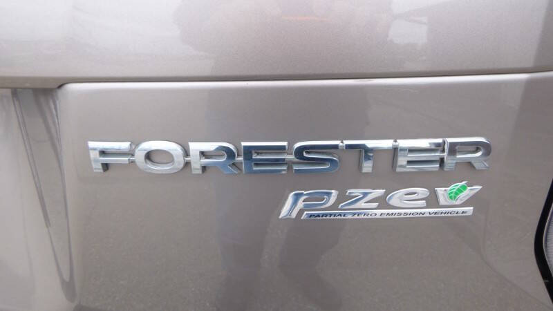 2015 Subaru Forester 2.5i