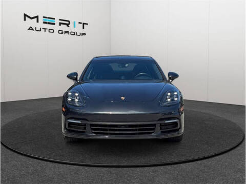 2017 Porsche Panamera 4S
