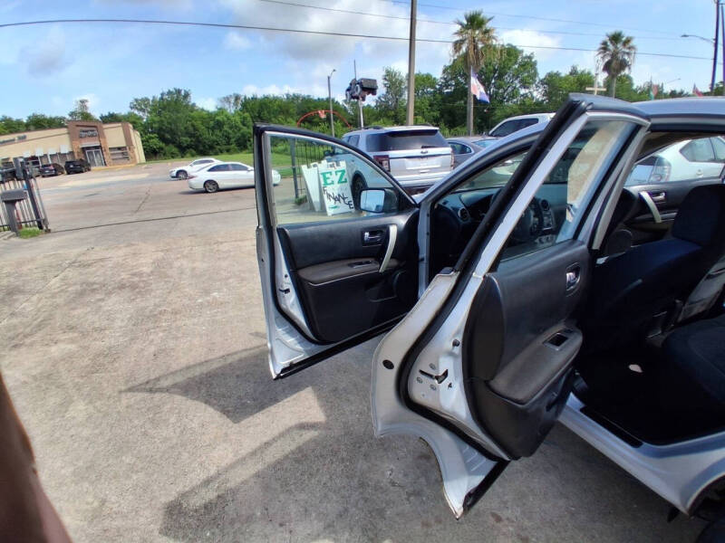 2014 Nissan Rogue Select S