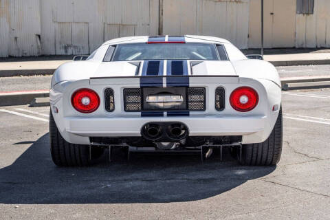 2005 Ford GT