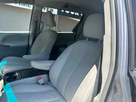 2014 Toyota Sienna