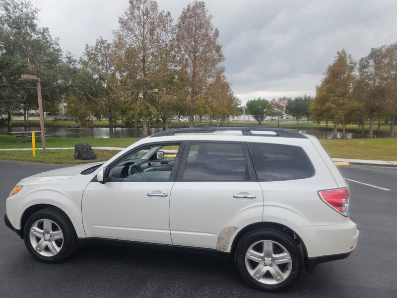 2009 Subaru Forester 2.5X Limited photo 3