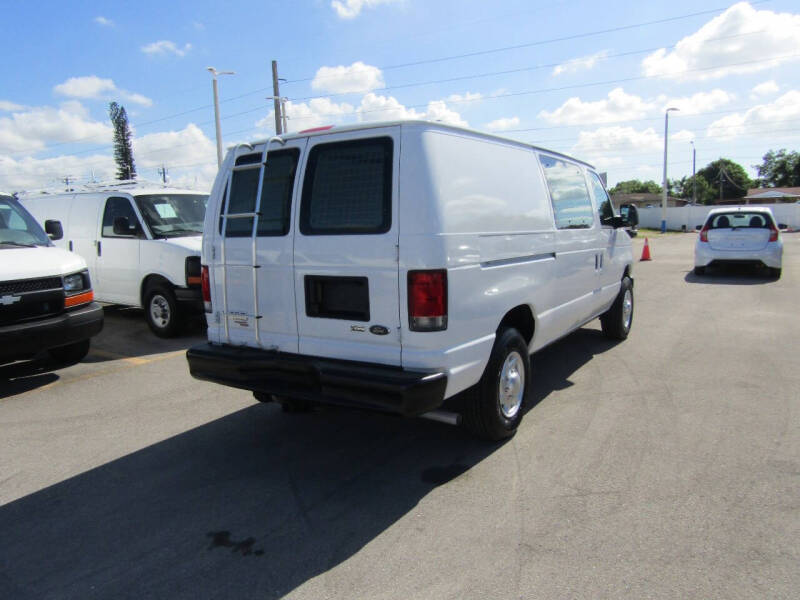 2013 Ford E-Series E-250