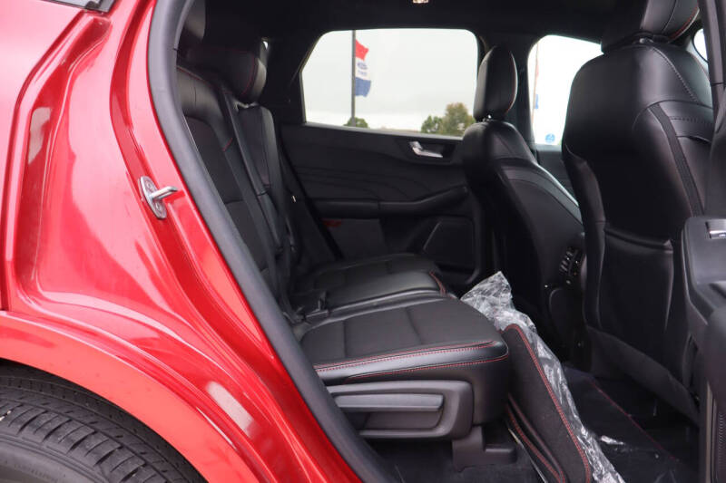 2023 Ford Escape ST-Line Select