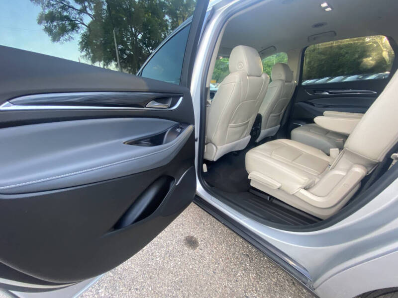 2019 Buick Enclave Essence