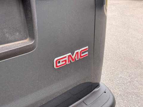 2017 GMC Savana LT 2500