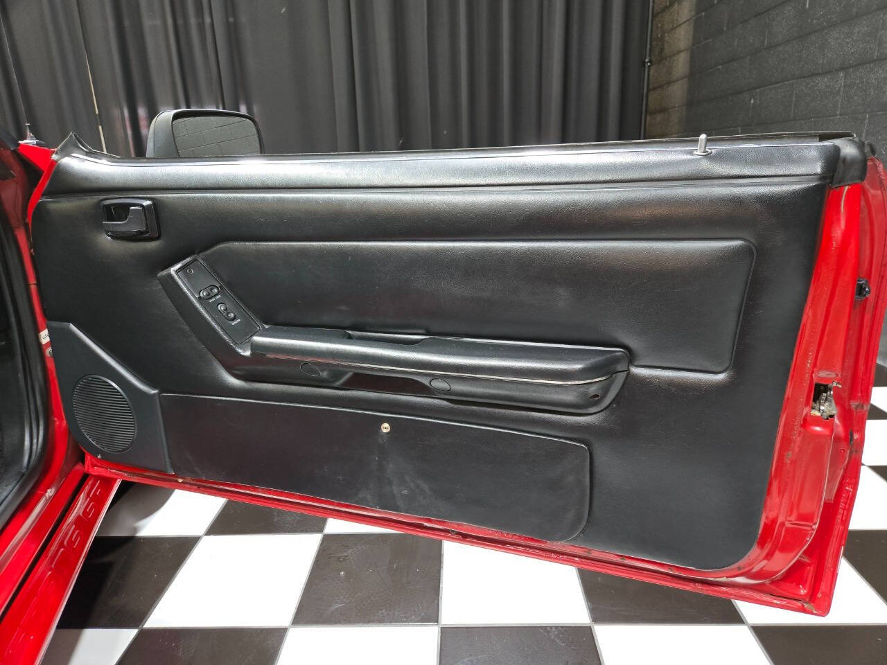 1992 Ford Mustang 58