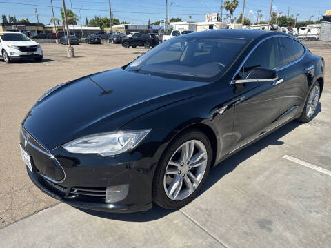 2015 Tesla Model S 70