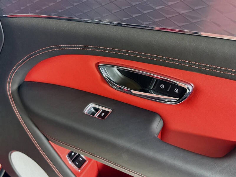 2022 Bentley Bentayga S V8