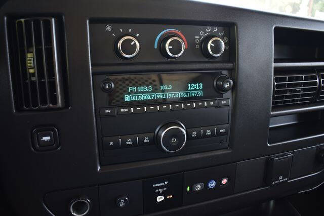 2021 Chevrolet Express 2500