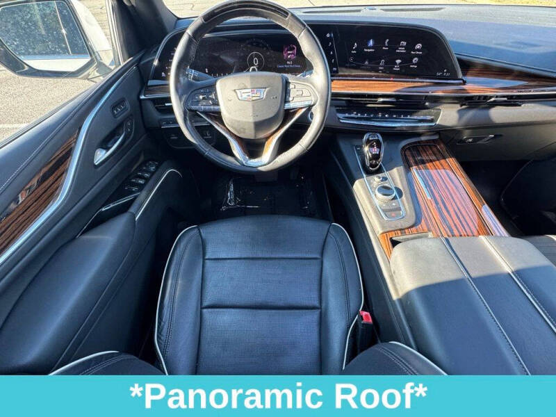 2022 Cadillac Escalade ESV Premium Luxury