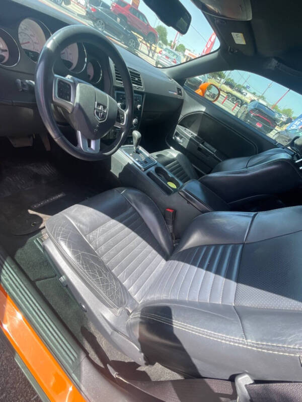 2014 Dodge Challenger SXT