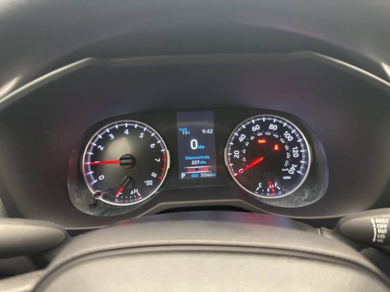 2022 Toyota RAV4 XLE