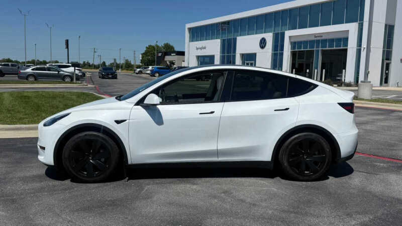 2022 Tesla Model Y Long Range