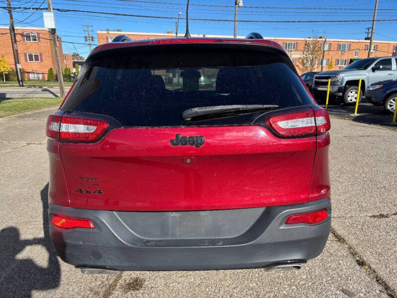 2016 Jeep Cherokee Sport Altitude