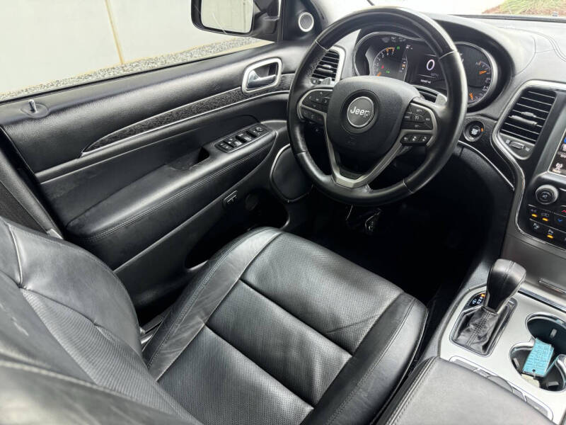 2017 Jeep Grand Cherokee Summit