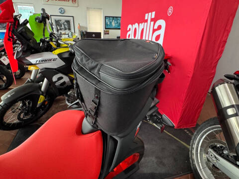 2021 Aprilia Tuono 660
