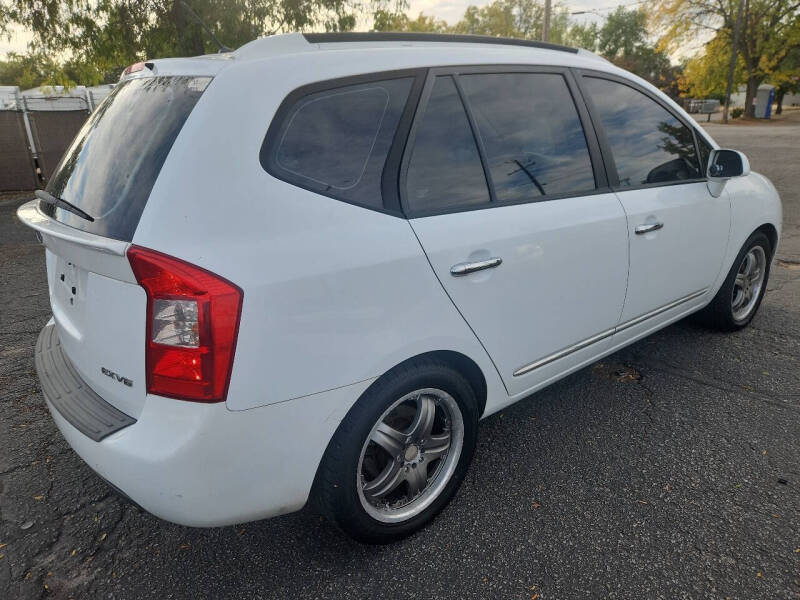 2007 Kia Rondo EX