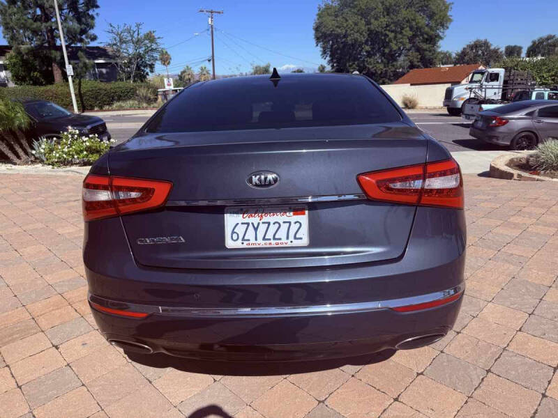 2014 Kia Cadenza Premium