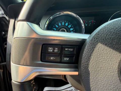 2014 Ford Mustang V6