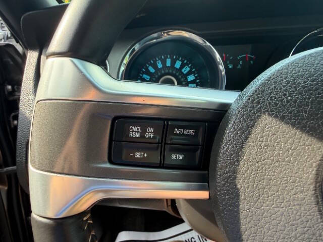2014 Ford Mustang V6