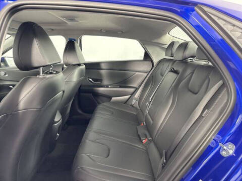 2025 Hyundai Elantra Hybrid Limited