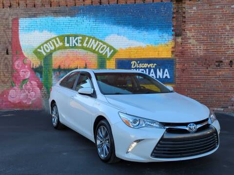 2015 Toyota Camry Hybrid for sale at Bob Walters Linton Motors in Linton IN