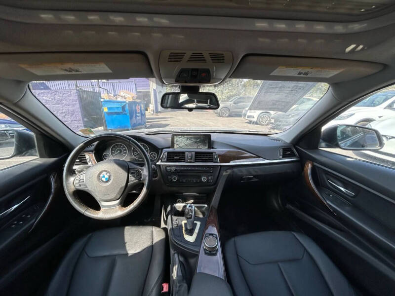 2015 BMW 3 Series 320i xDrive