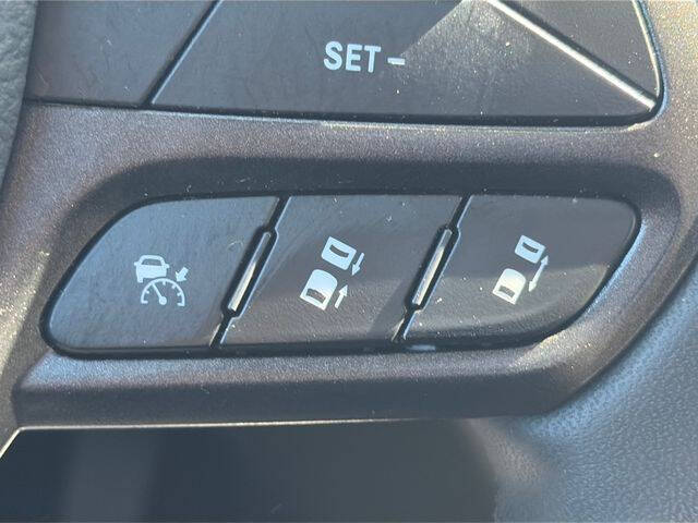 2023 Jeep Cherokee Trailhawk