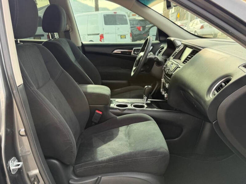 2015 Nissan Pathfinder