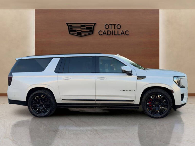 2023 GMC Yukon XL Denali Ultimate