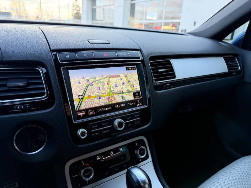 2017 Volkswagen Touareg V6 Wolfsburg