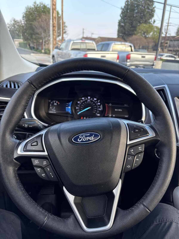 2018 Ford Edge Titanium