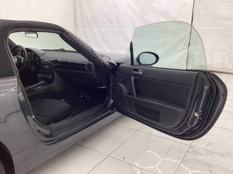 2015 Mazda MX-5 Miata Sport