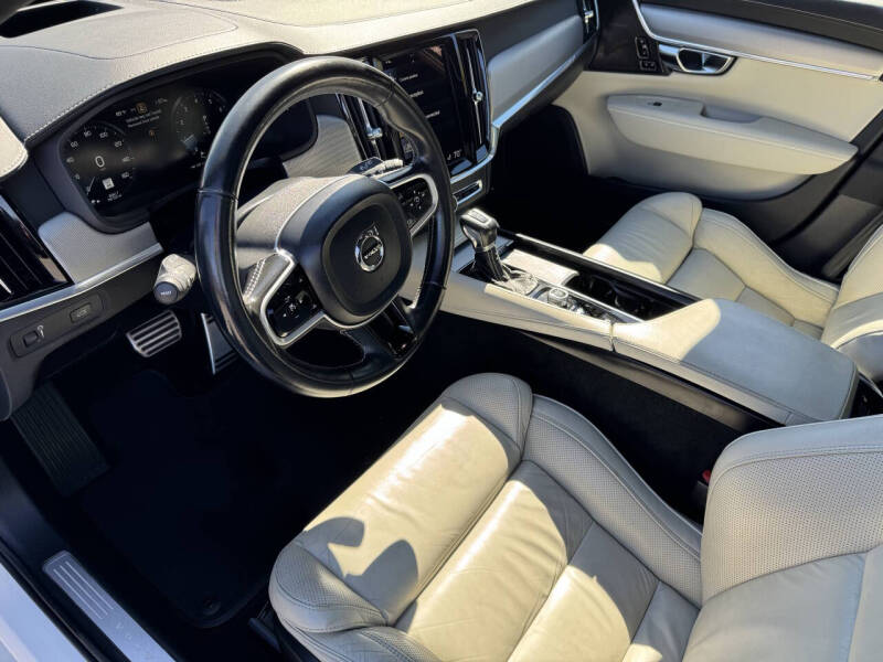 2021 Volvo V90 T5 R-Design