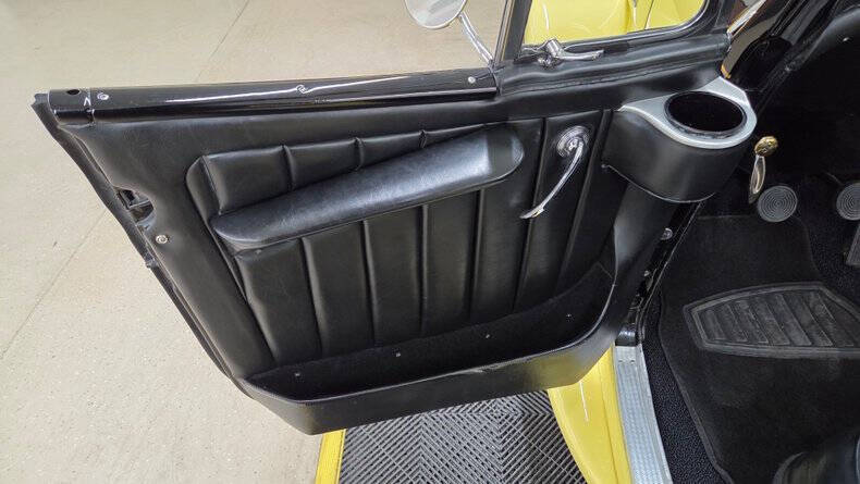 1949 Willys Jeepster