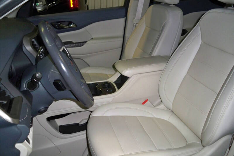 2021 GMC Acadia Denali