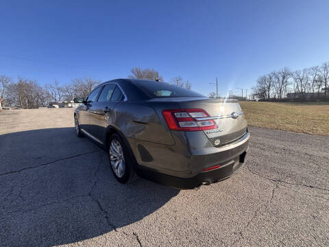 2018 Ford Taurus Limited