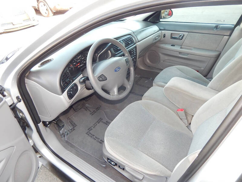 2000 Ford Taurus SEL