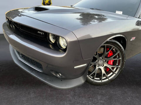 2016 Dodge Challenger SRT 392