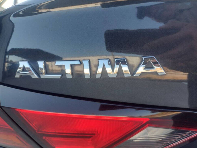 2021 Nissan Altima 2.5 SV