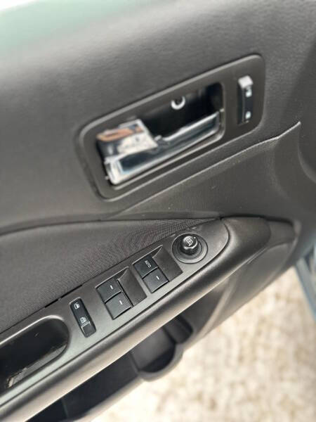 2012 Ford Fusion SE