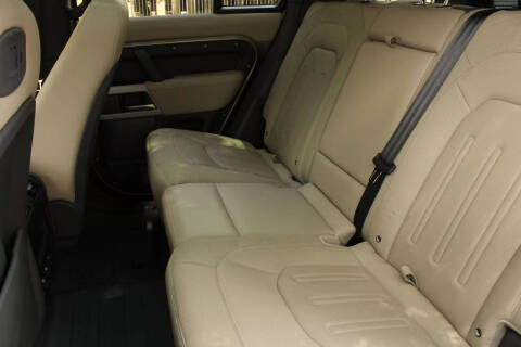 2020 Land Rover Defender 110 SE