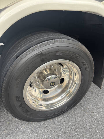 2015 Ford GEORGETOWN FOREST RIVER