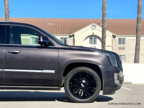 2017 Cadillac Escalade ESV Platinum